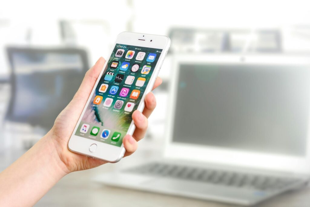 Top 10 Singing Apps for Beginners to Improve Your Voice